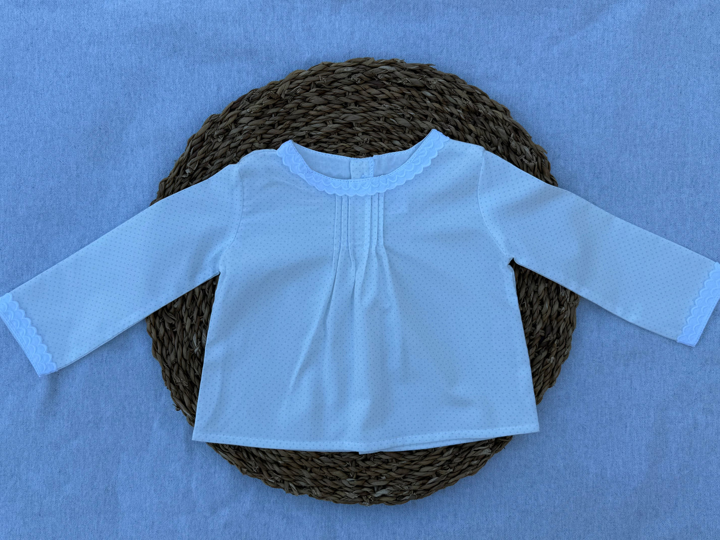 Blusa Viyela topos celeste